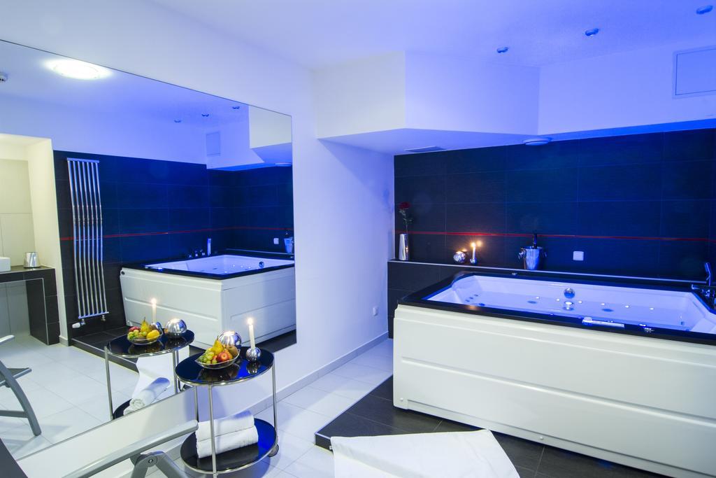 Hotel Hejtmansky Dvur Slaný Zewnętrze zdjęcie