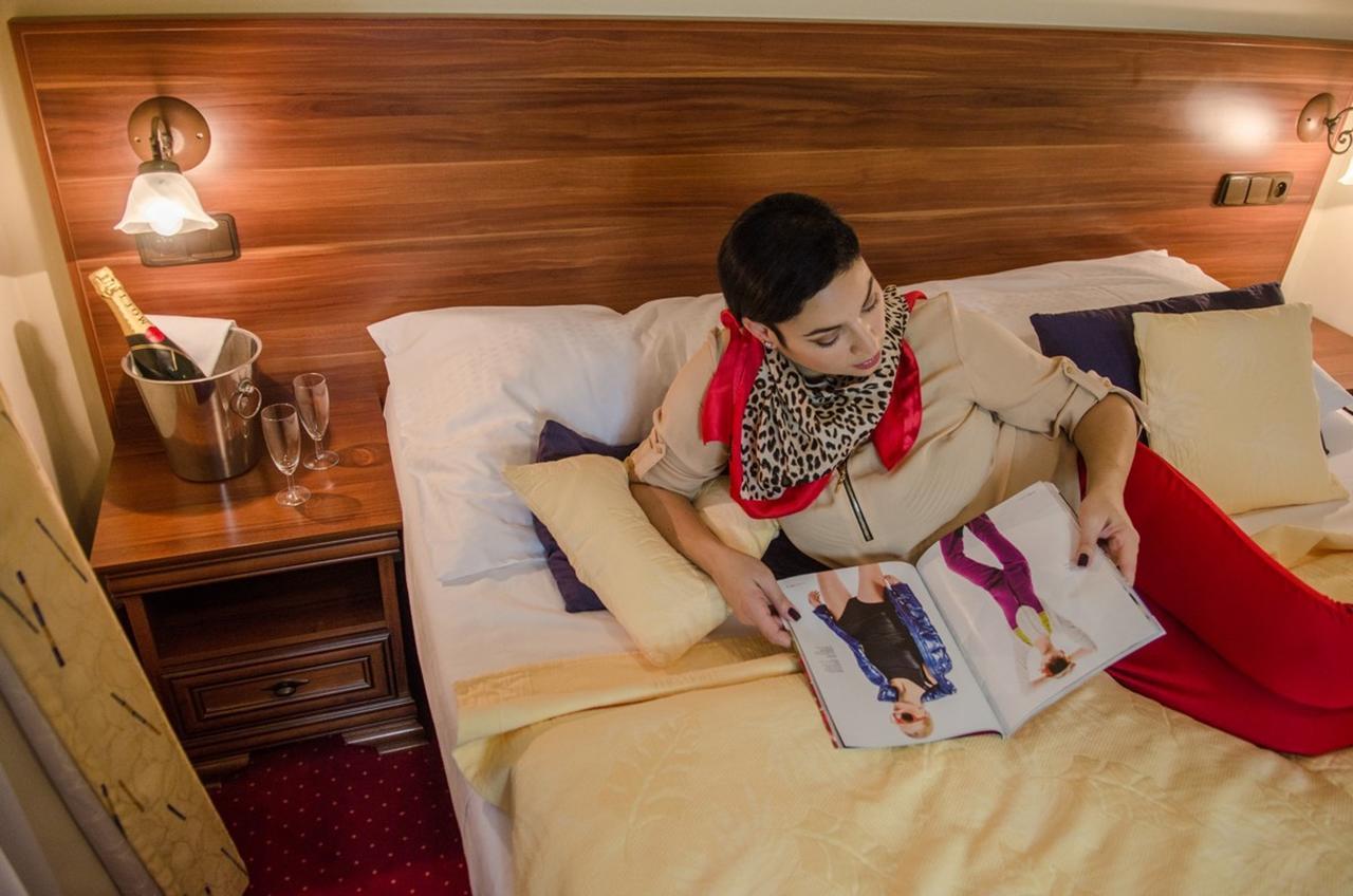Hotel Hejtmansky Dvur Slaný Zewnętrze zdjęcie